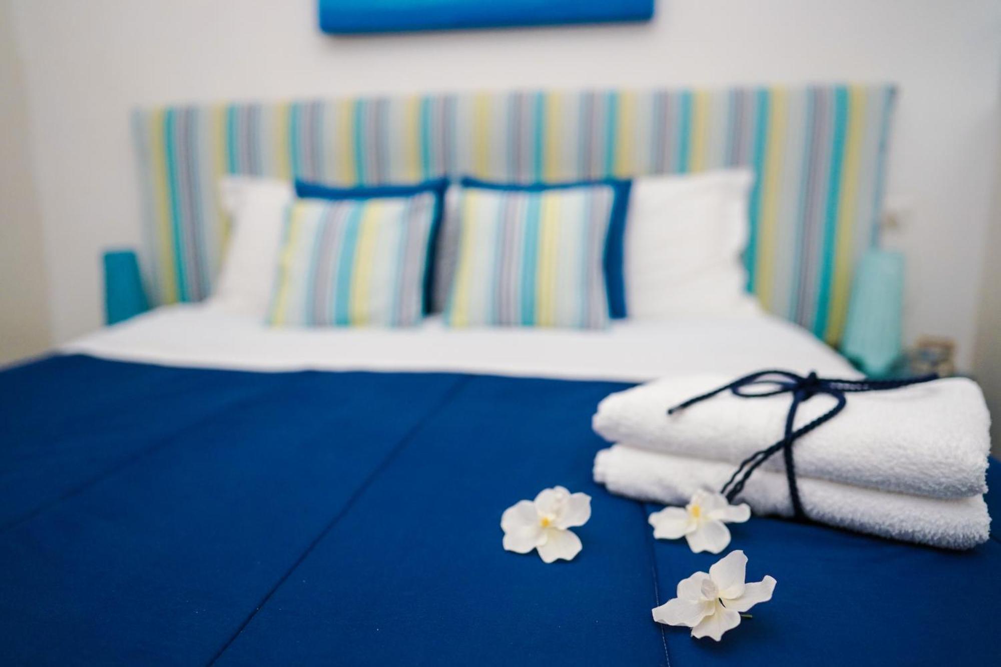 Duomo Street Bed & Breakfast Napoli Bagian luar foto